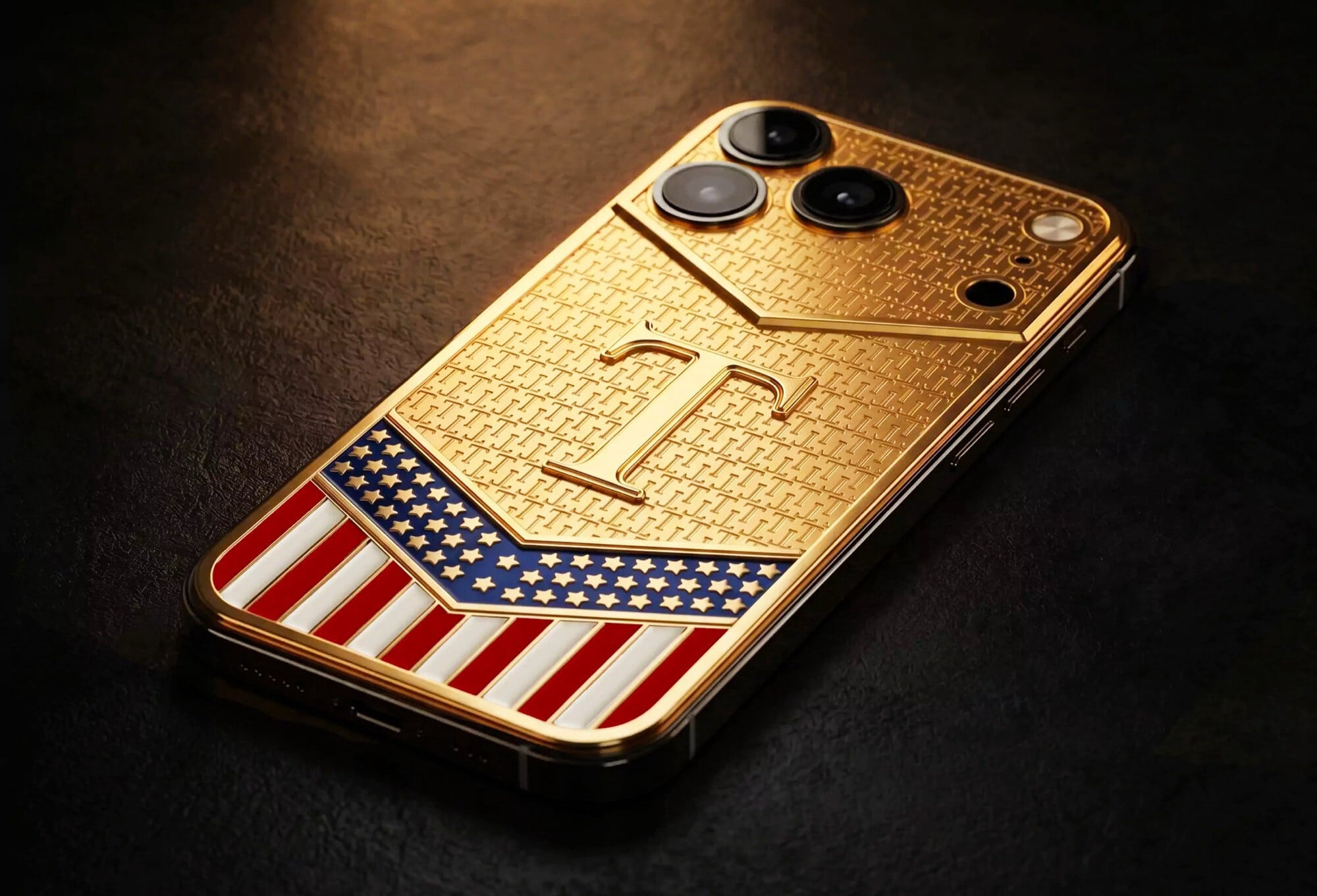 iPhone 17 Pro Max T-Great : Caviar ridiculise le smartphone Trump —  Frandroid