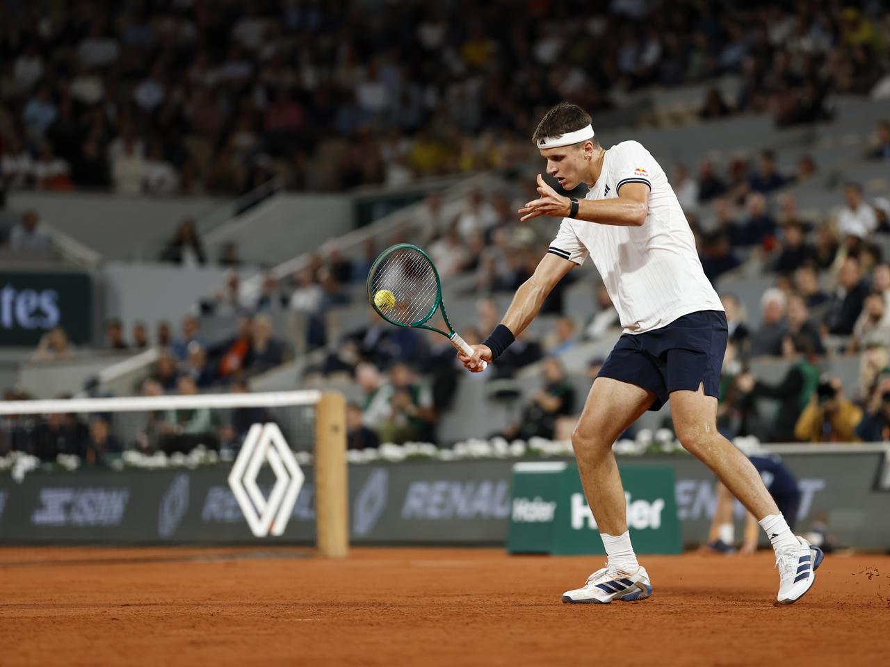 Mensik écarte Fonseca et rejoint Zverev en demi-finales | RTS
