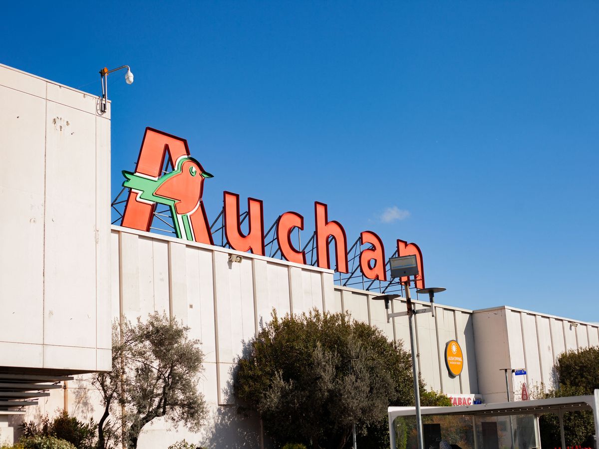 Auchan va céder 72 supermarchés à Intermarché, 17 sont toujours en quête de  repreneur – franceinfo