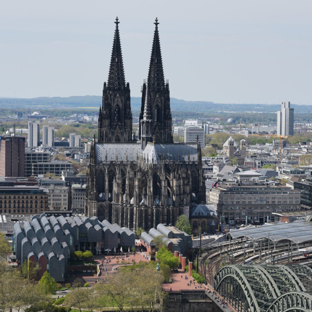 Allemagne: visiter la cathédrale de Cologne coûtera 12 euros - SWI  swissinfo.ch