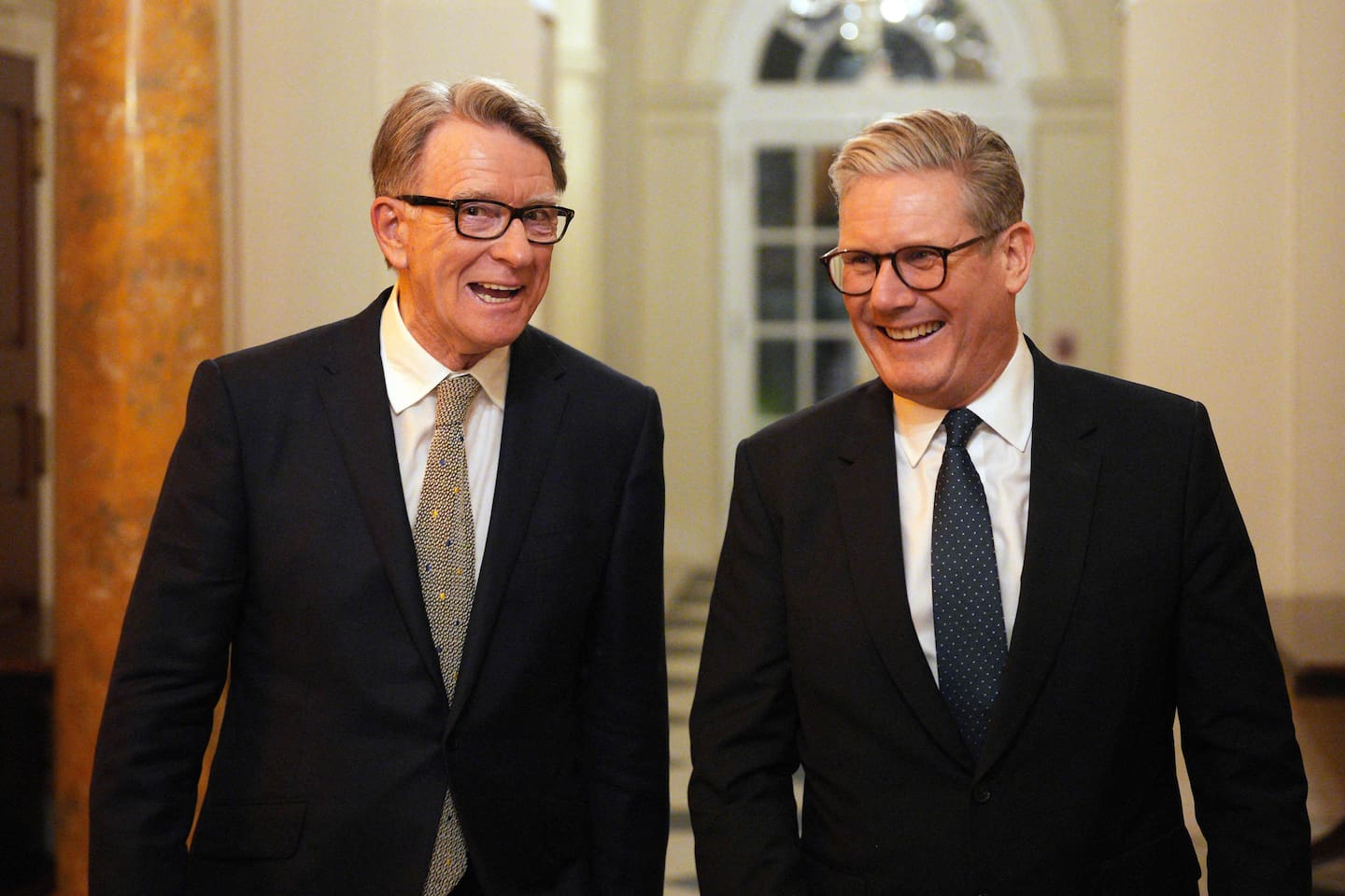 Royaume-Uni : Keir Starmer de nouveau dans la tourmente après des  révélations sur Peter Mandelson, ex-ambassadeur aux Etats-Unis – Libération
