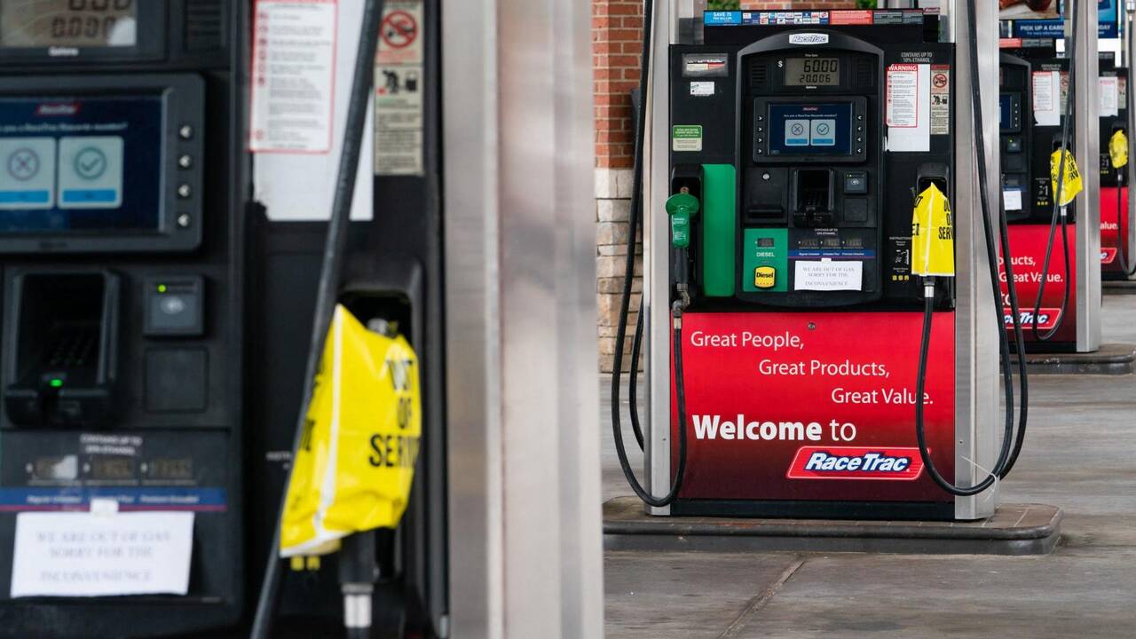 Des stations-services américaines à court de carburant après le piratage  d'oléoducs - Le Temps