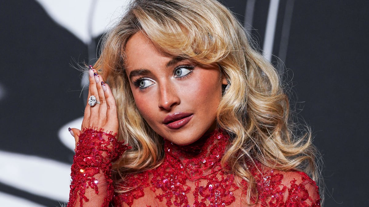 Sabrina Carpenter obtient une ordonnance d'éloignement contre un harceleur  | JDM