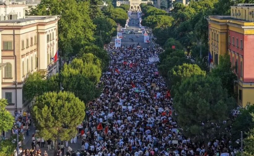 Albanie] Manifestations à Tirana contre le mégaprojet touristique de Kushner
