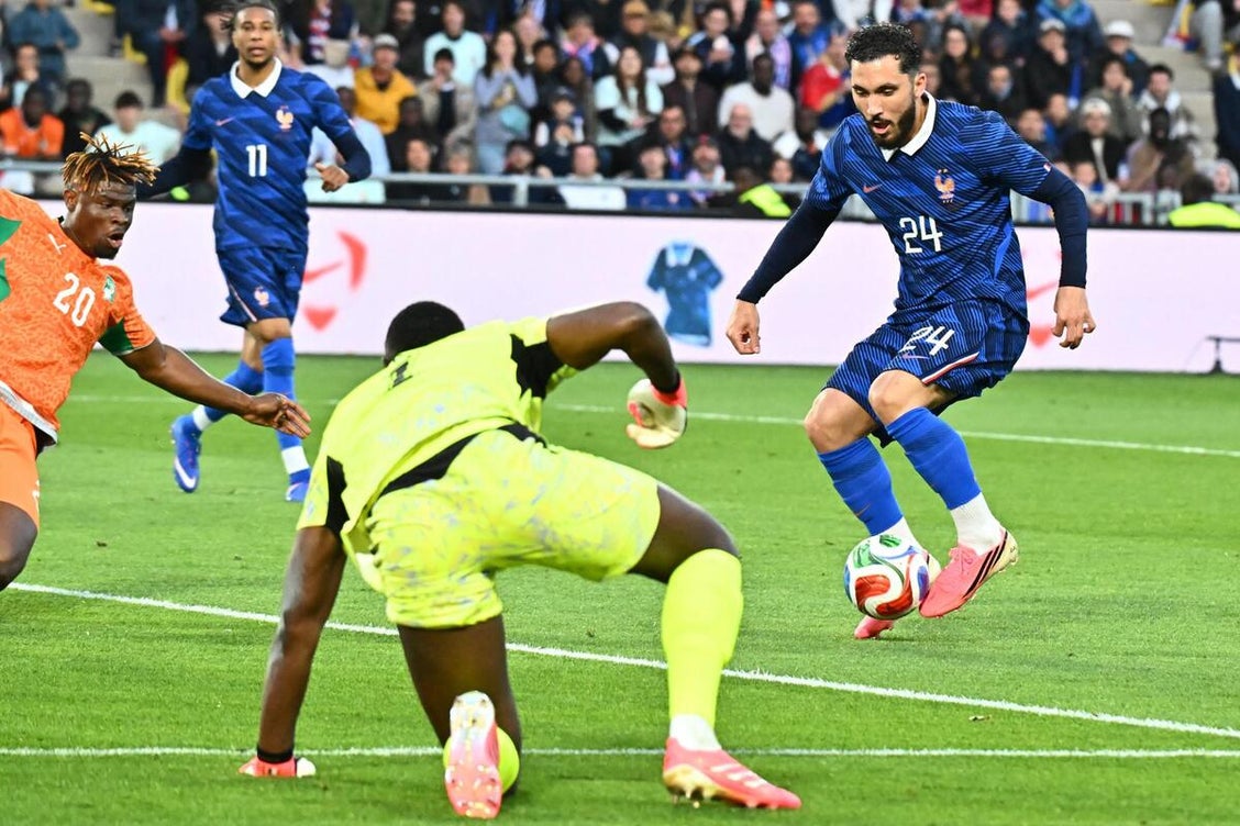 Battue par la Côte d'Ivoire (2-1), l'équipe de France débute sa préparation  pour la coupe du Monde 2026 par une défaite