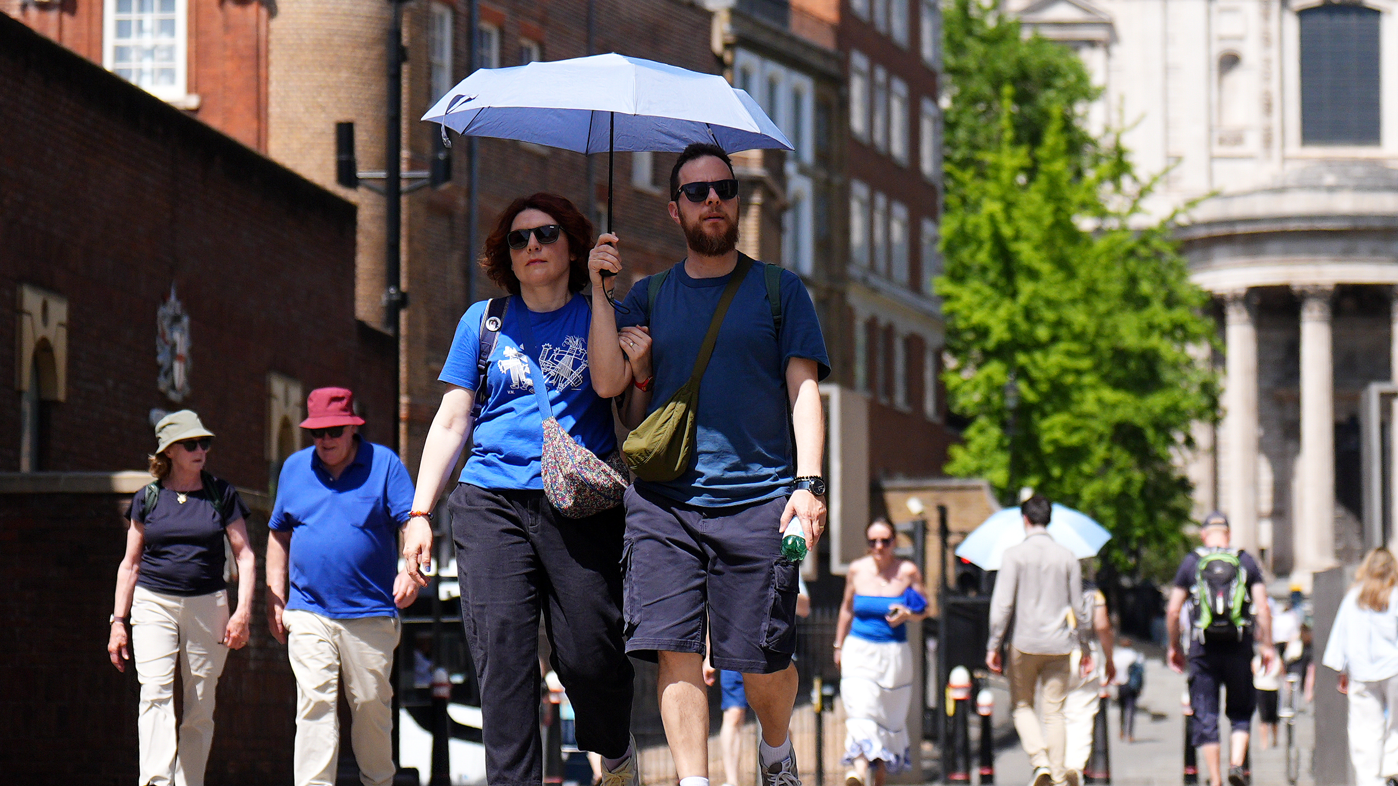 UK's hottest May day record broken for second day in a row