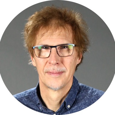 Je suis prêt à ce que ma carrière s'arrête » : un chercheur pénalisé pour  sa thèse sur la « désescalade numérique » | Guy Parmentier