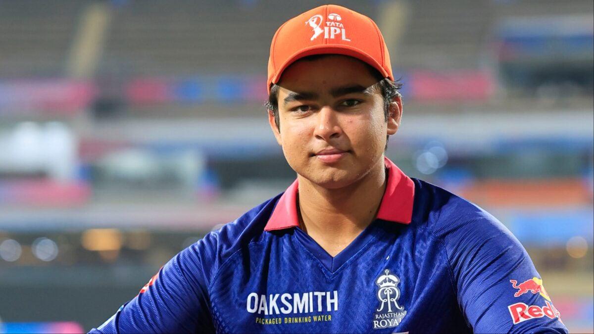 Vaibhav Sooryavanshi, âgé de 15 ans, devient le plus jeune joueur à avoir  remporté le prix du Meilleur Joueur (MVP) de l'IPL : r/sports