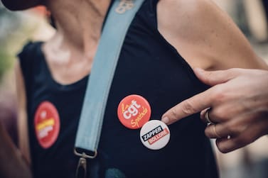 Zapper Bolloré : actualités, enquêtes et infos en direct - Libération