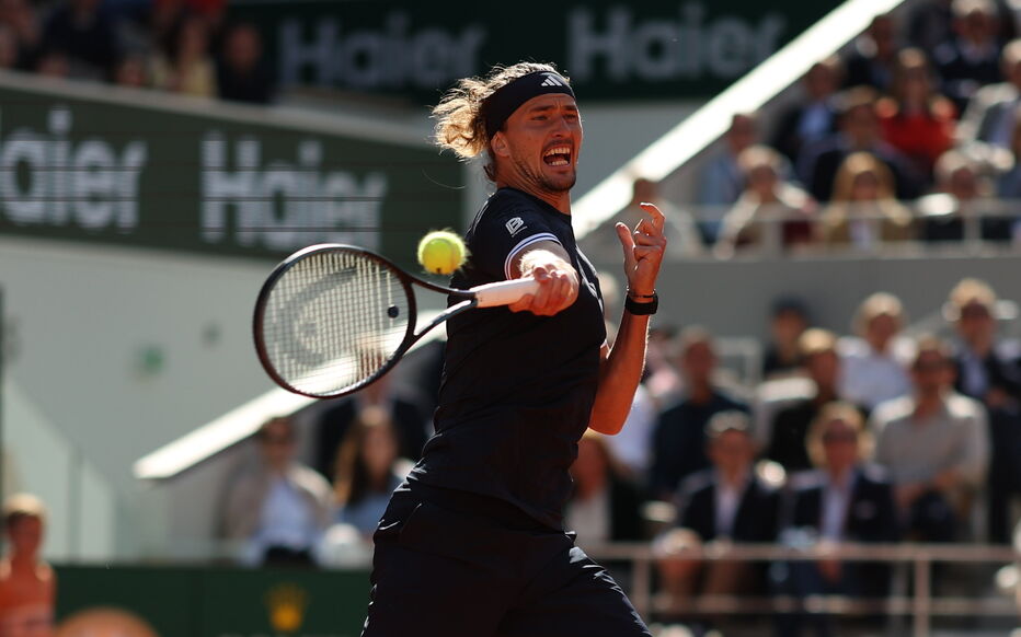 Roland-Garros 2026 : en maîtrise, le grand favori Zverev fait plier Mensik  et rejoint la finale - Le Parisien