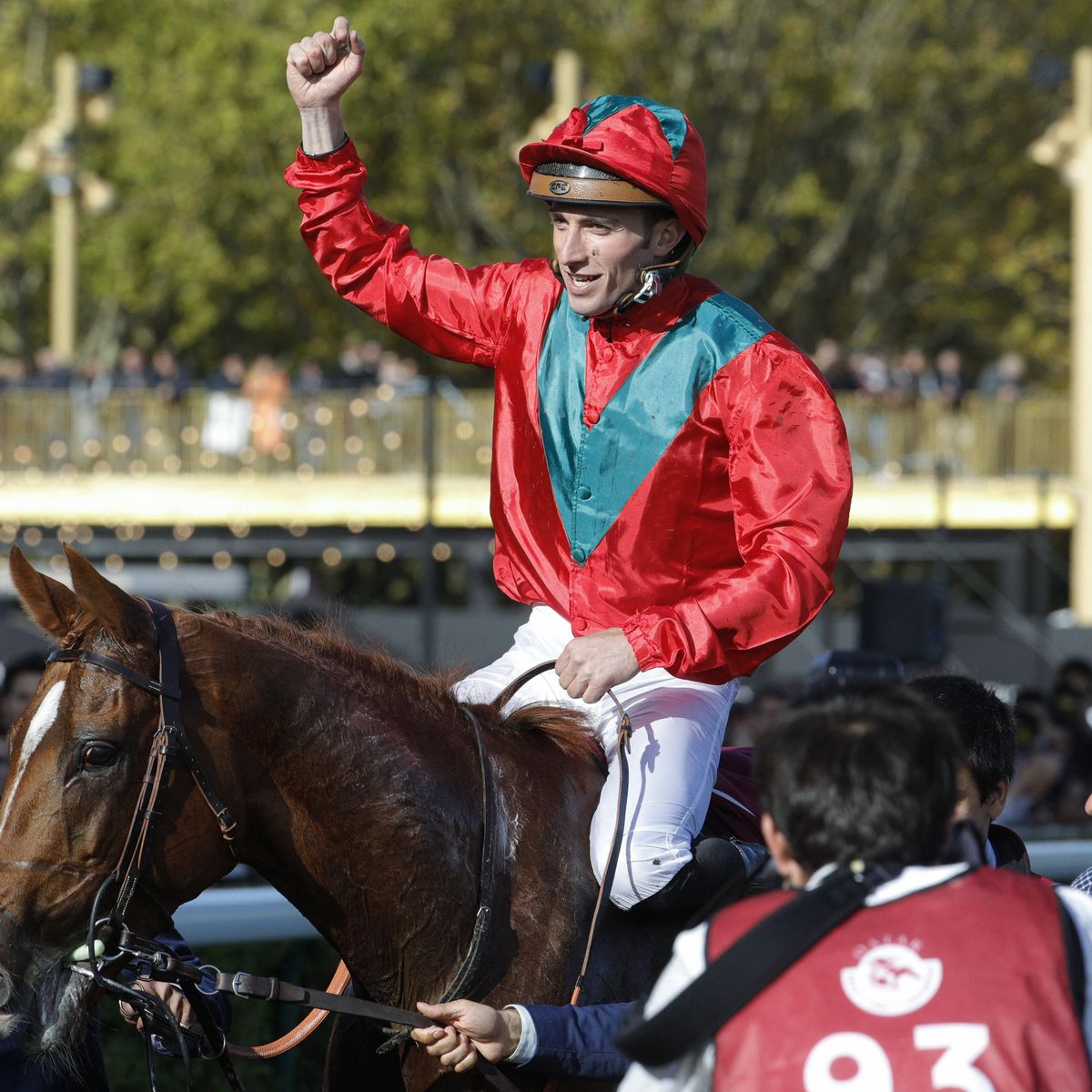 Le jockey Pierre-Charles Boudot, renvoyé devant la justice fin 2025 pour  viol, bénéficie d'un non-lieu – franceinfo