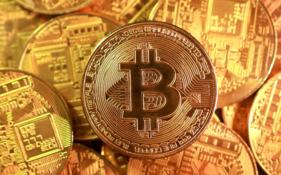 Le bitcoin passe sous la barre des 70 000 dollars pour la première fois  depuis l'élection de Donald Trump - Le Parisien