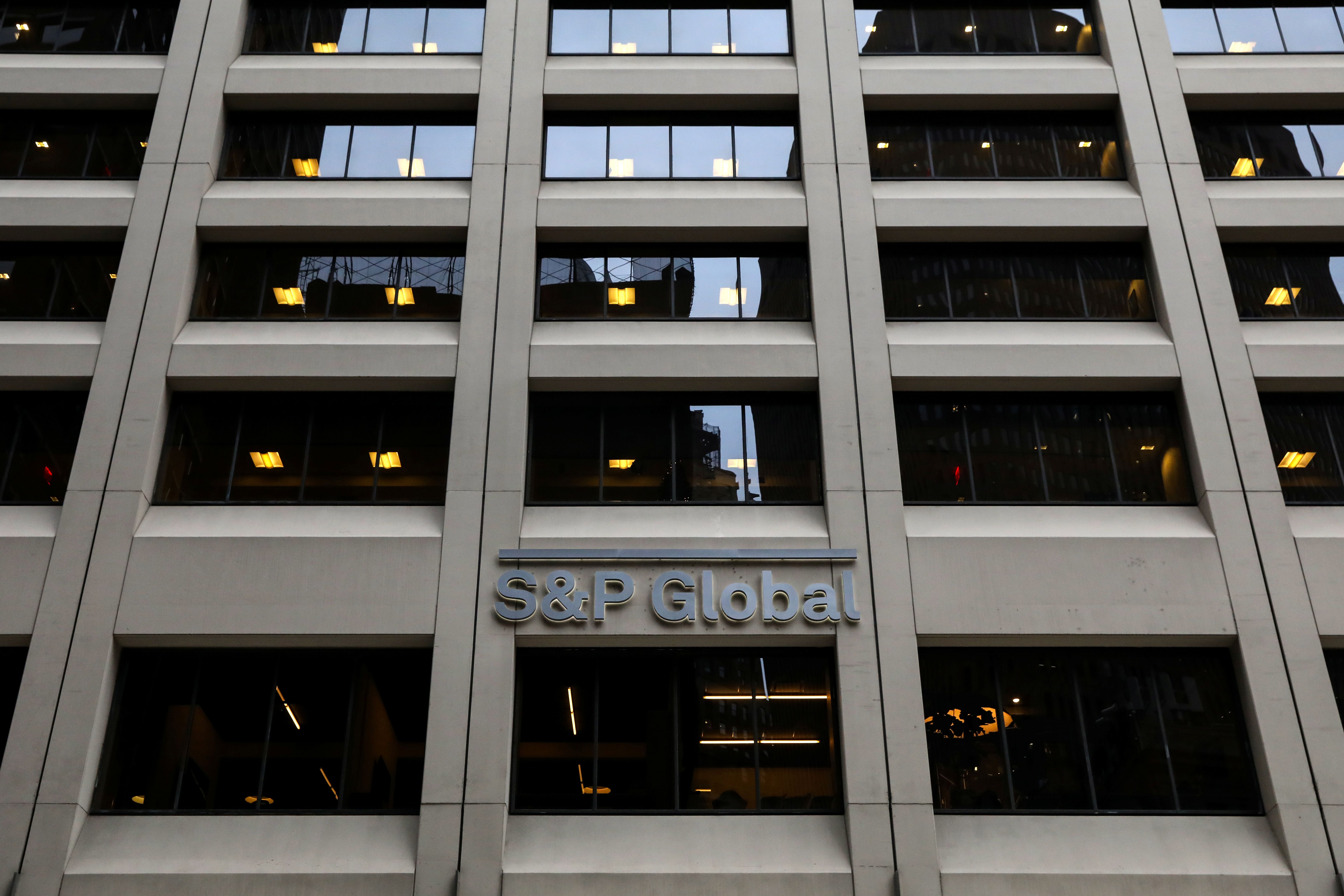 SpaceX : S&P maintient ses règles et barre la route à une entrée anticipée  dans l'indice de référence américain | Zonebourse Suisse
