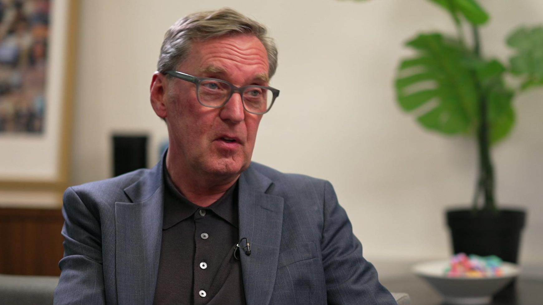 Shameful' more spent on benefits than jobs for young people, says adviser  Alan Milburn - BBC News