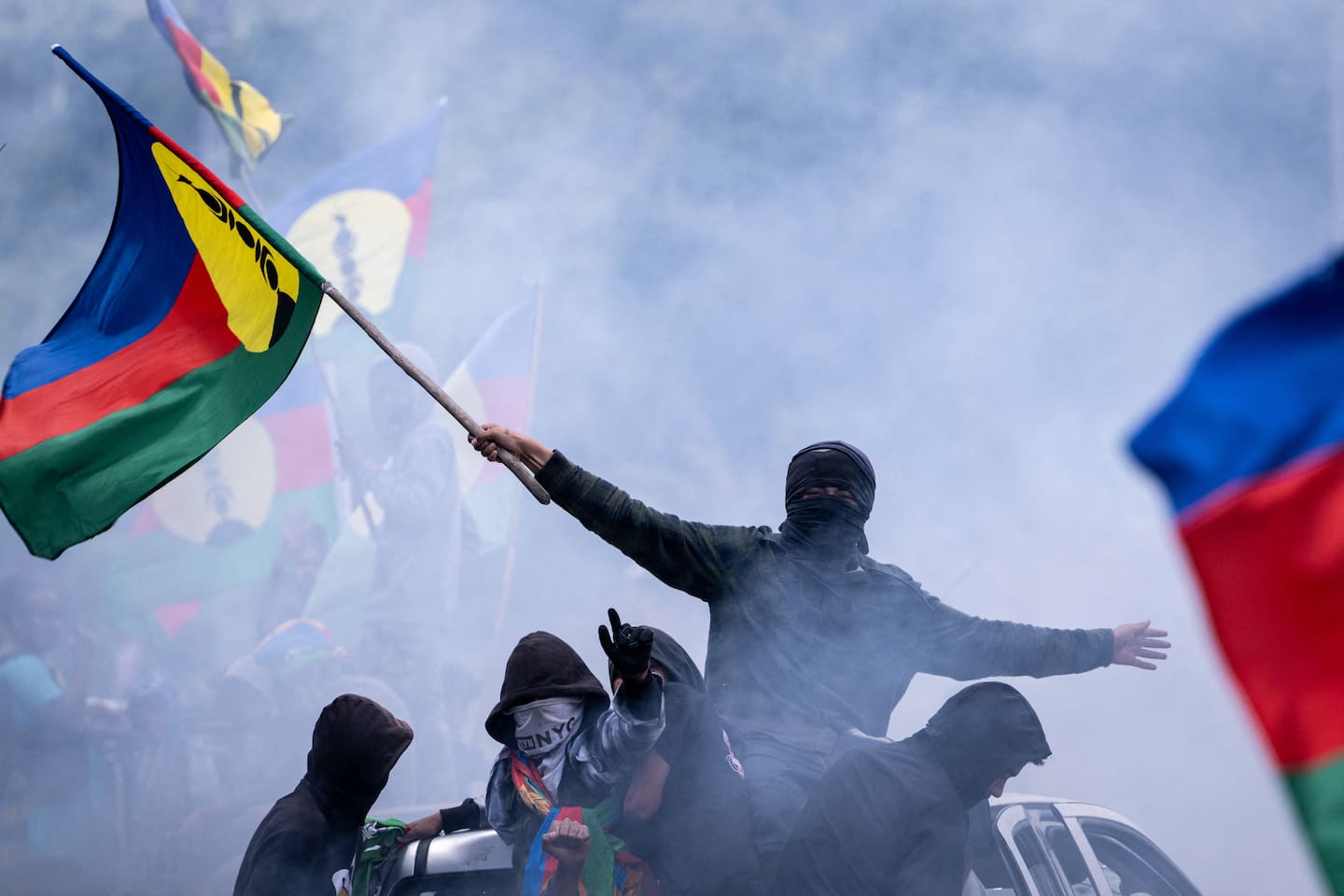 Emeutes de 2024 en Nouvelle-Calédonie : un non-lieu général ordonné en  faveur des leaders indépendantistes kanak – Libération