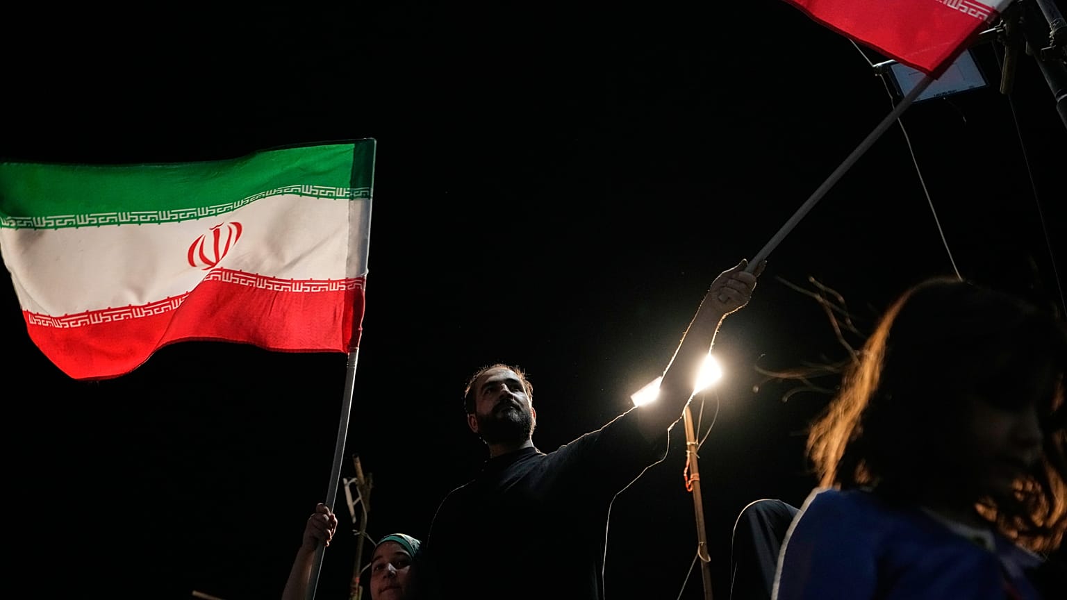 Guerre en Iran : nouveaux échanges de tirs entre Téhéran et Washington |  Euronews