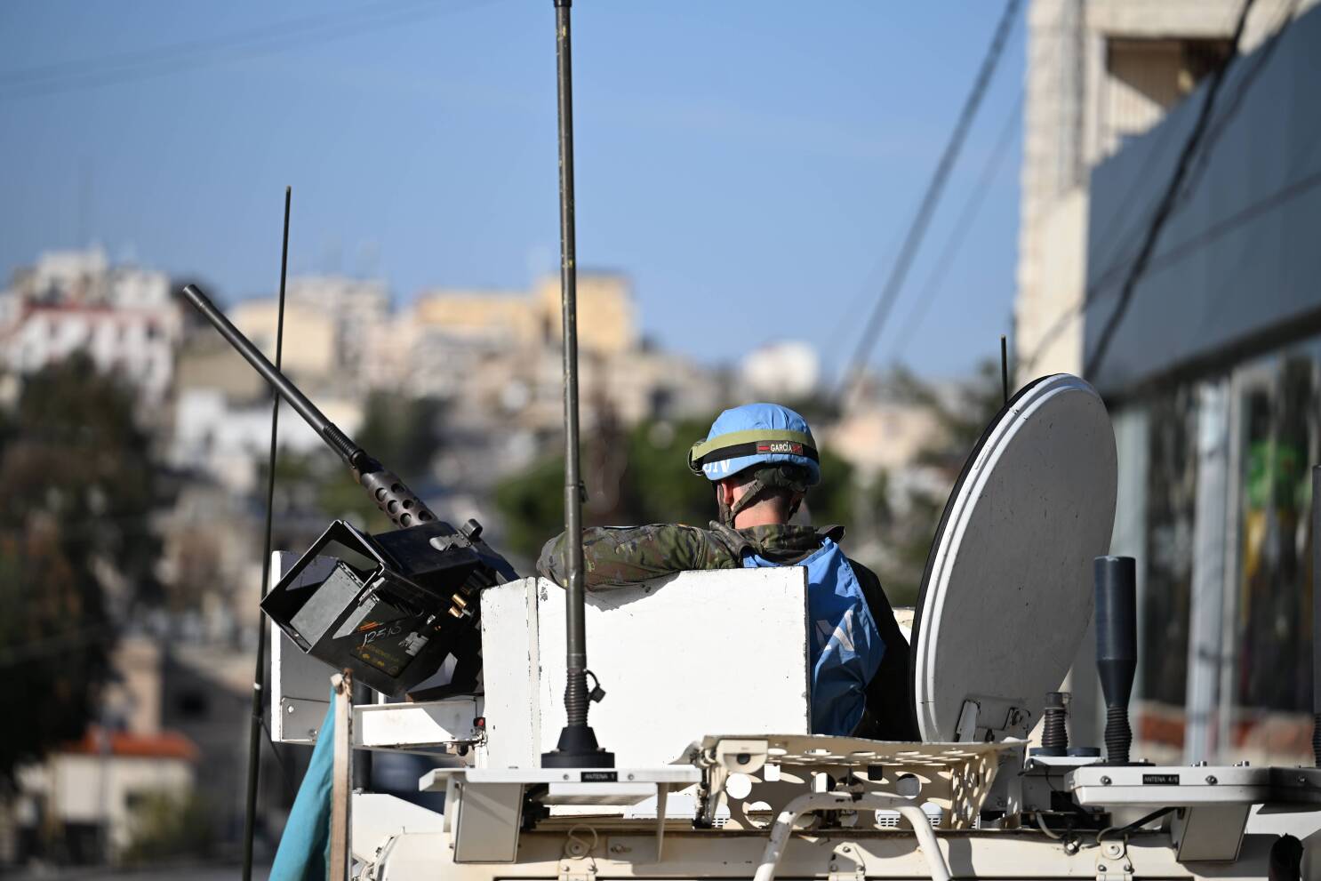 Liban : la France déploie le Charles-de-Gaulle et se prépare à évacuer ses  ressortissants - l'Opinion
