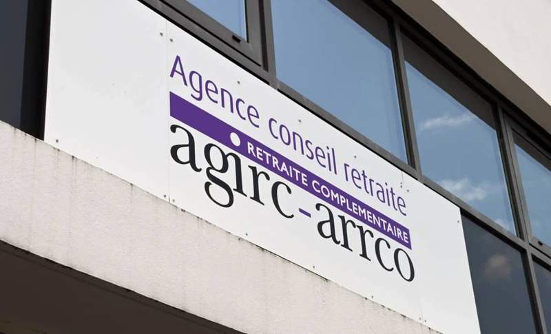 Si vous recevez ce type de message au nom de l'Agirc-Arrco, ne cliquez  surtout pas : voici comment les escrocs récupèrent vos identifiants - Yahoo  Actualités France