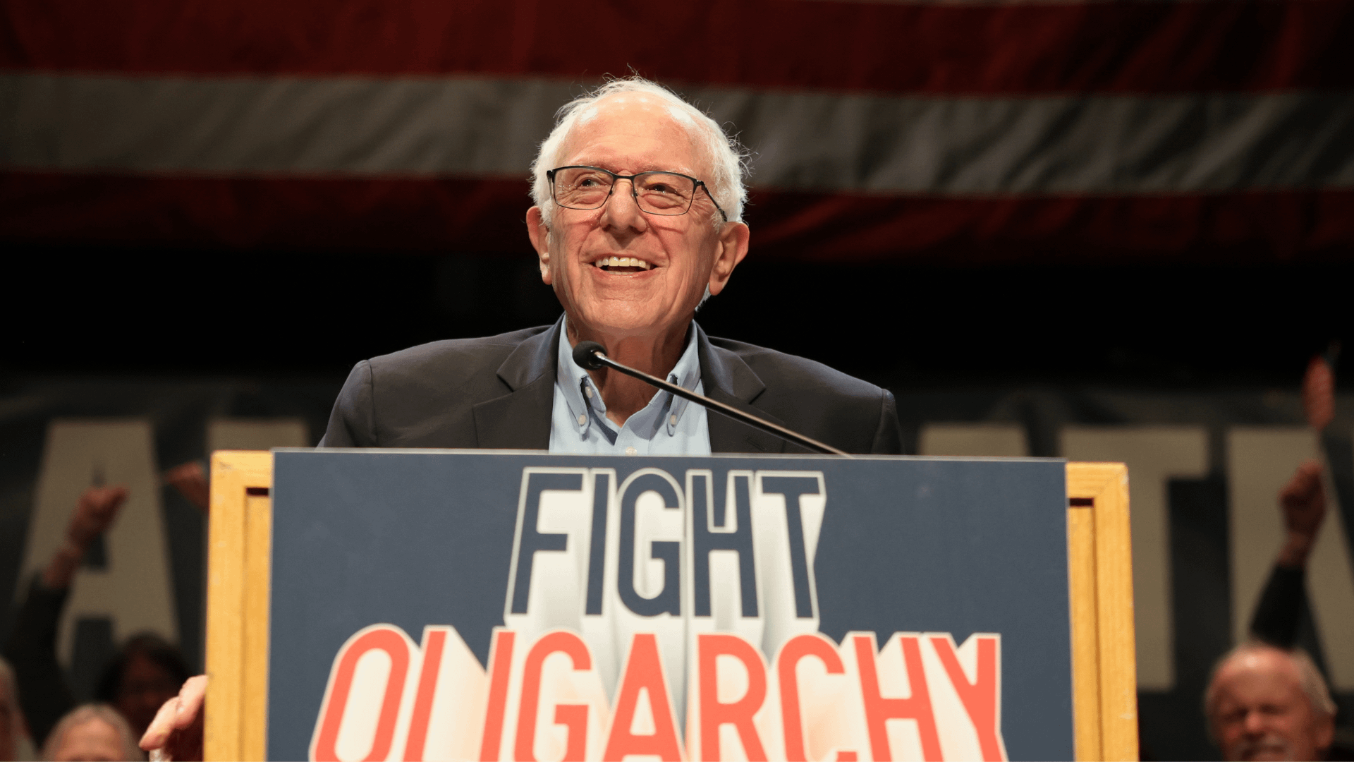 Bernie Sanders prône 50 % de propriété publique des entreprises américaines  d'IA — il propose un fonds souverain d'IA qui détiendrait des parts  directes dans les plus grandes entreprises d'IA : r/PoursTea