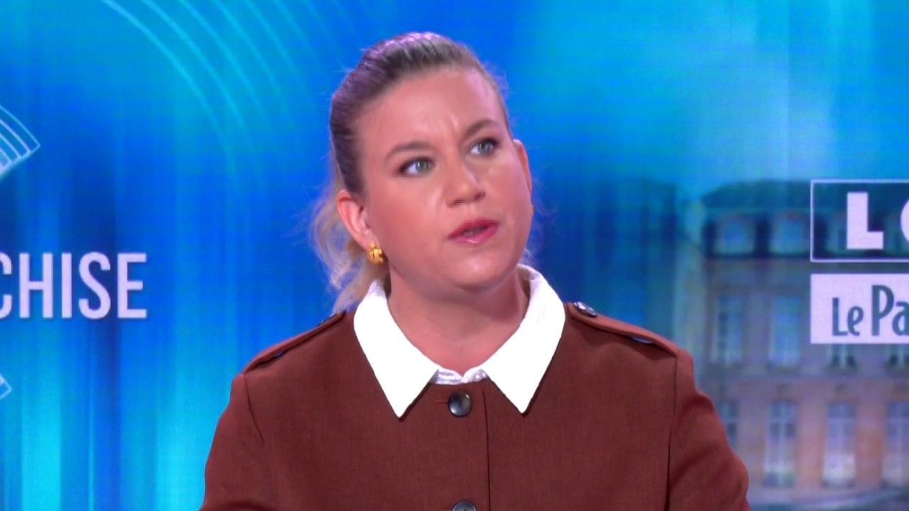 Affaire Lyhanna : sur LCI, Mathilde Panot demande la démission du ministre  de la Justice Gérald Darmanin | TF1 Info