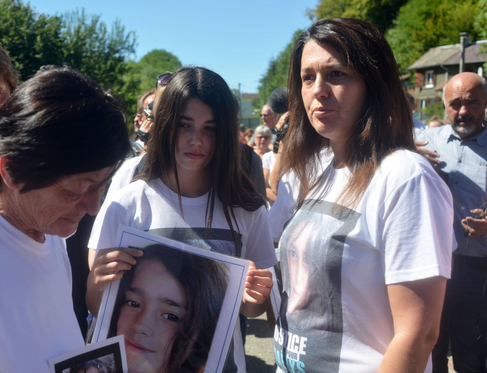 Témoignage. « Tu avais la vie devant toi » : le message émouvant de la mère  de Maëlys après la mort de Lyhanna