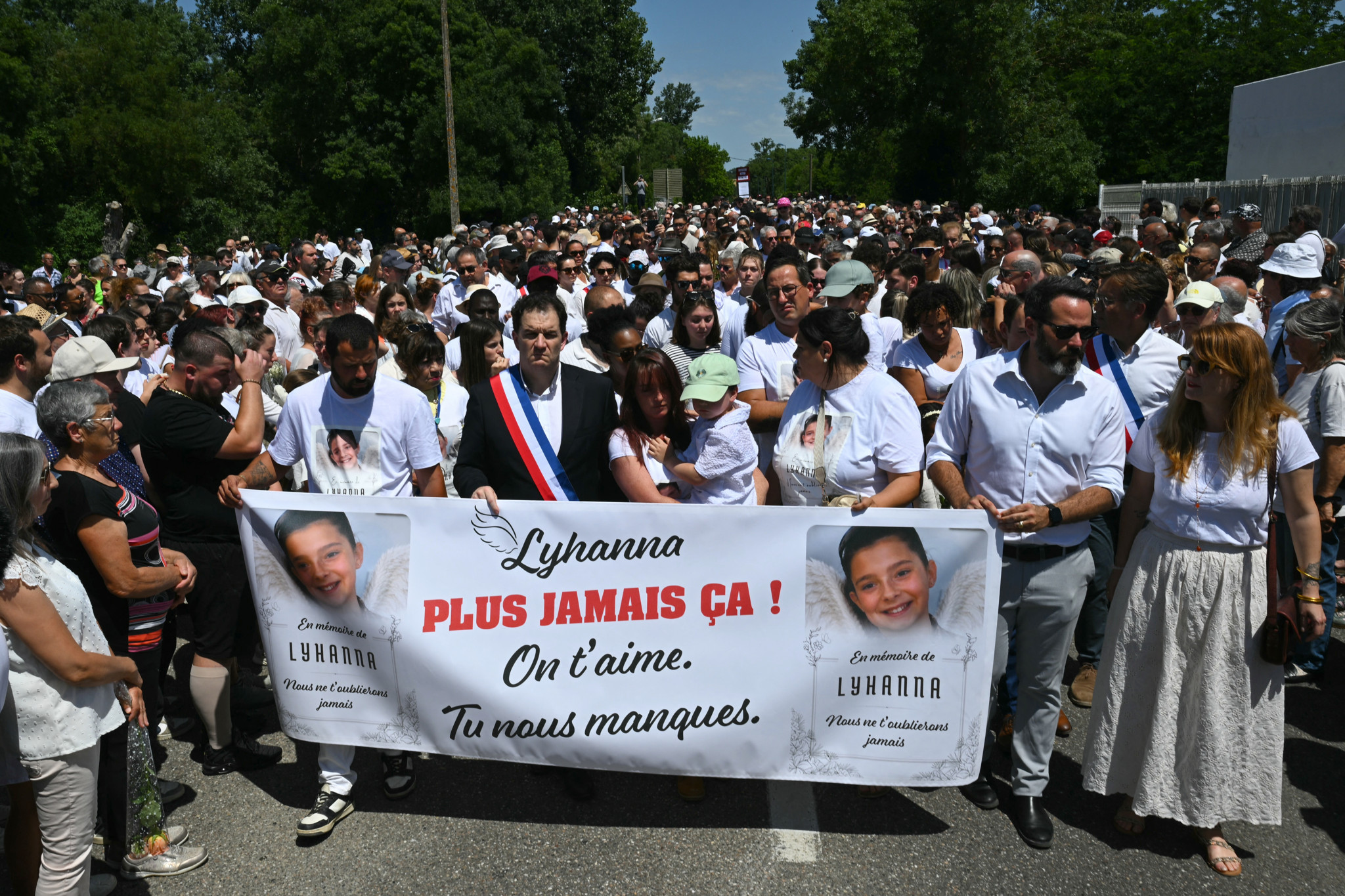 Hommage à Lyhanna: 6000 personnes pour une marche blanche à Fleurance
