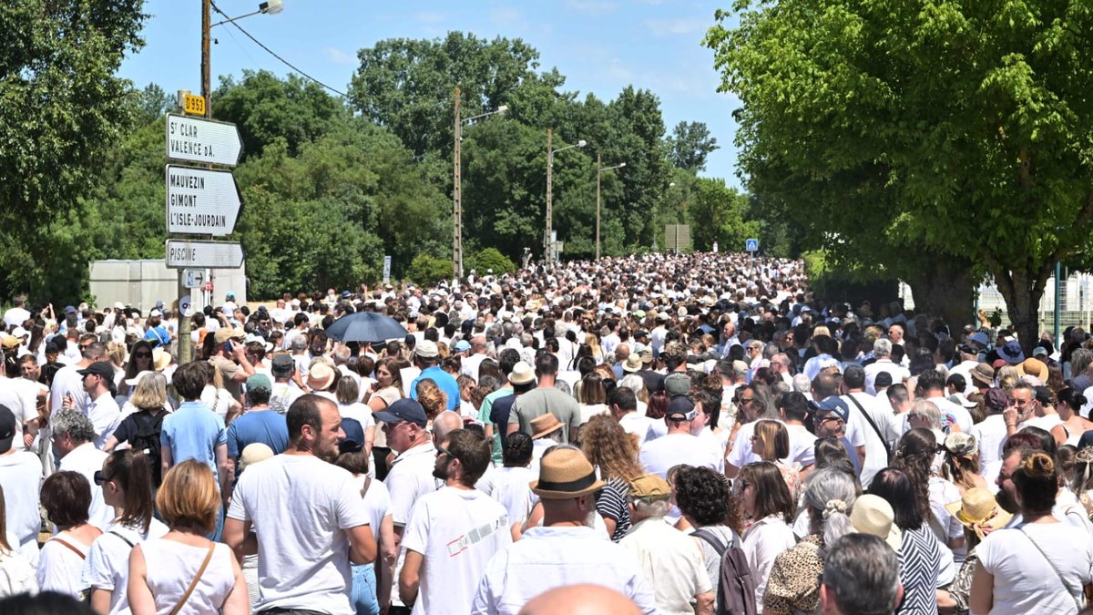 DIRECT. Mort de Lyhanna : la marche blanche s'est élancée à Fleurance, ses  parents arrivent au rassemblement - ladepeche.fr