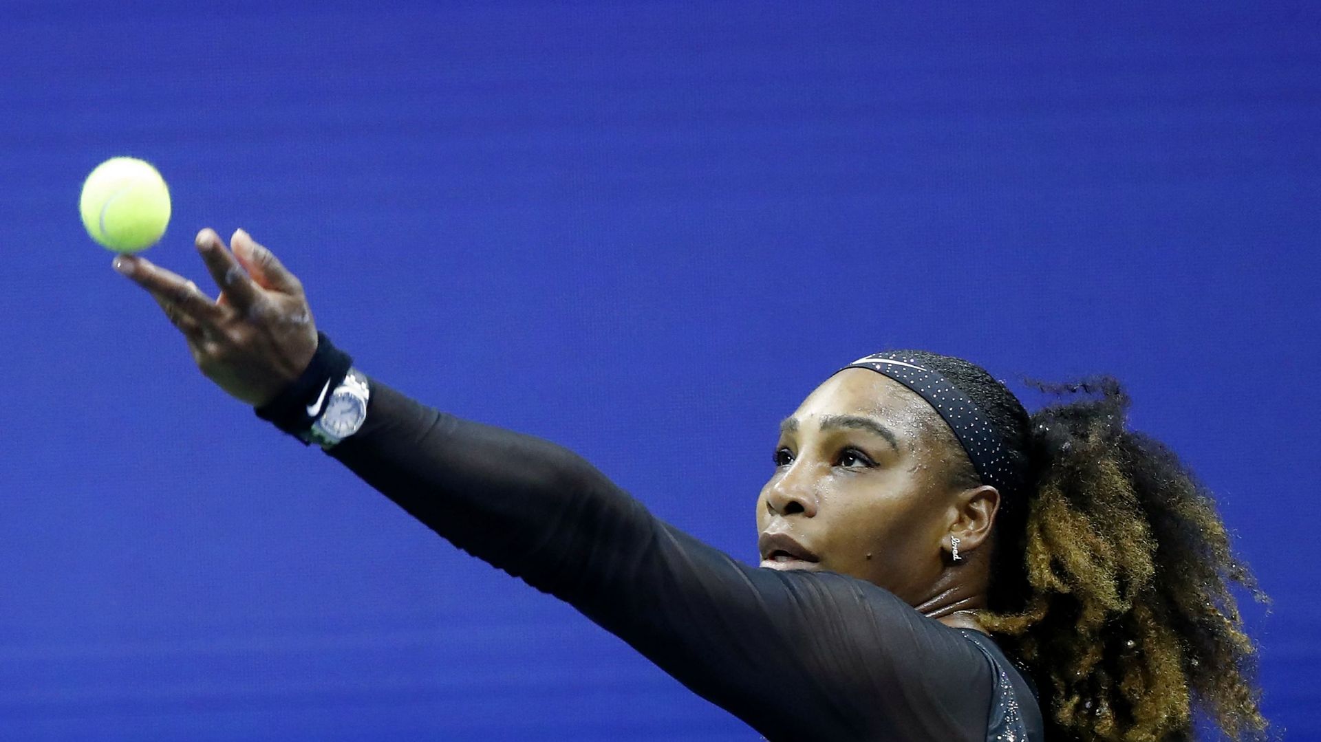 Serena Williams sort officiellement de sa retraite et va disputer le double  au Queen's : 'L'endroit idéal' - RTBF Actus