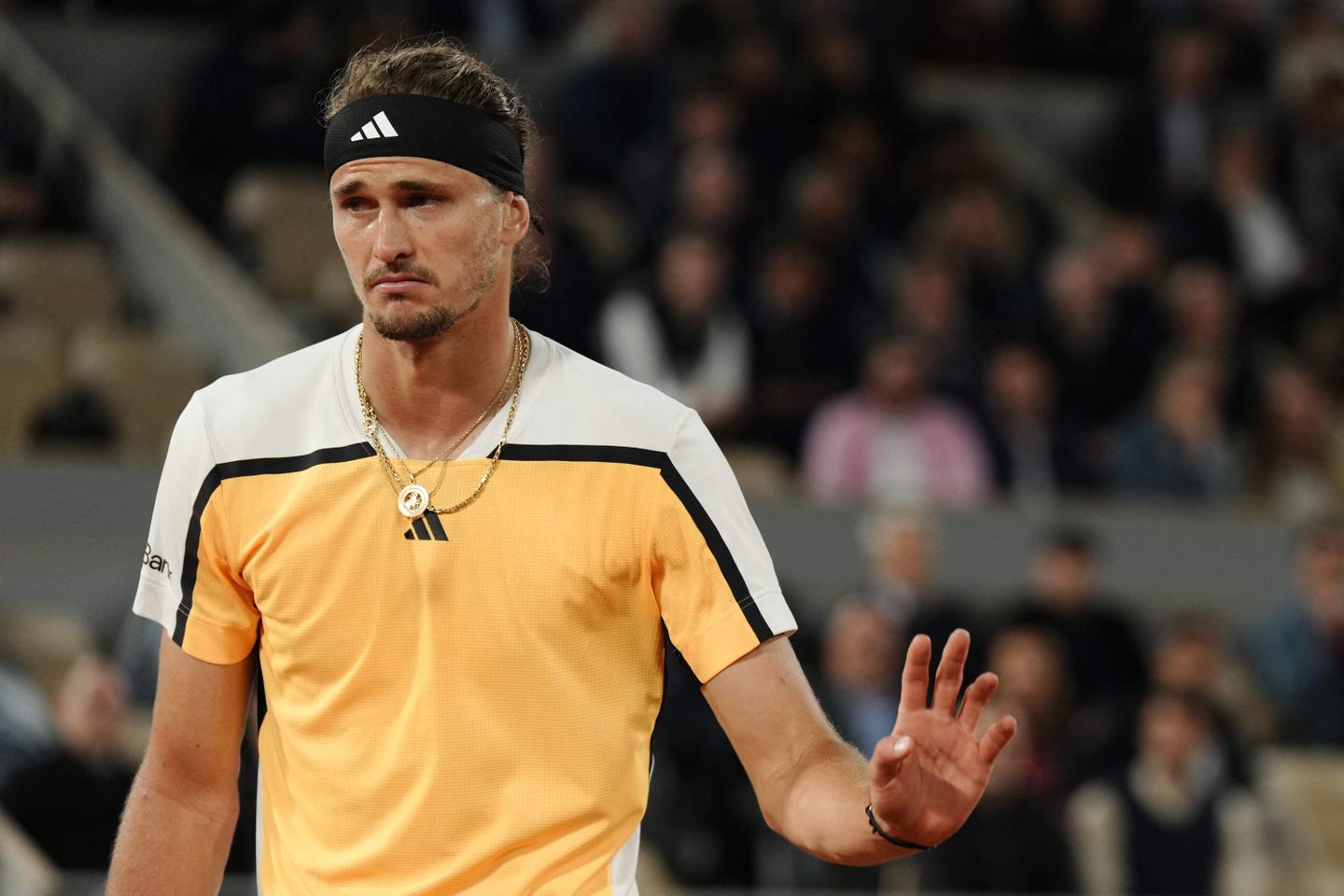 Un accord à l'amiable clôt le procès d'Alexander Zverev pour violences  conjugales