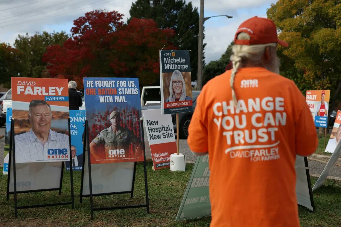 Le parti d'extrême droite australien One Nation a devancé le parti  travailliste au pouvoir dans un sondage national pour la première fois,  porté par le mécontentement des électeurs face aux récentes mesures