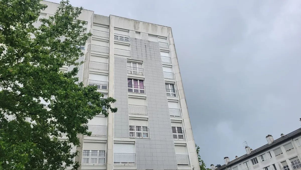 Féminicide à Laval : l'ex-conjoint de Mélanie mis en examen et écroué - ICI