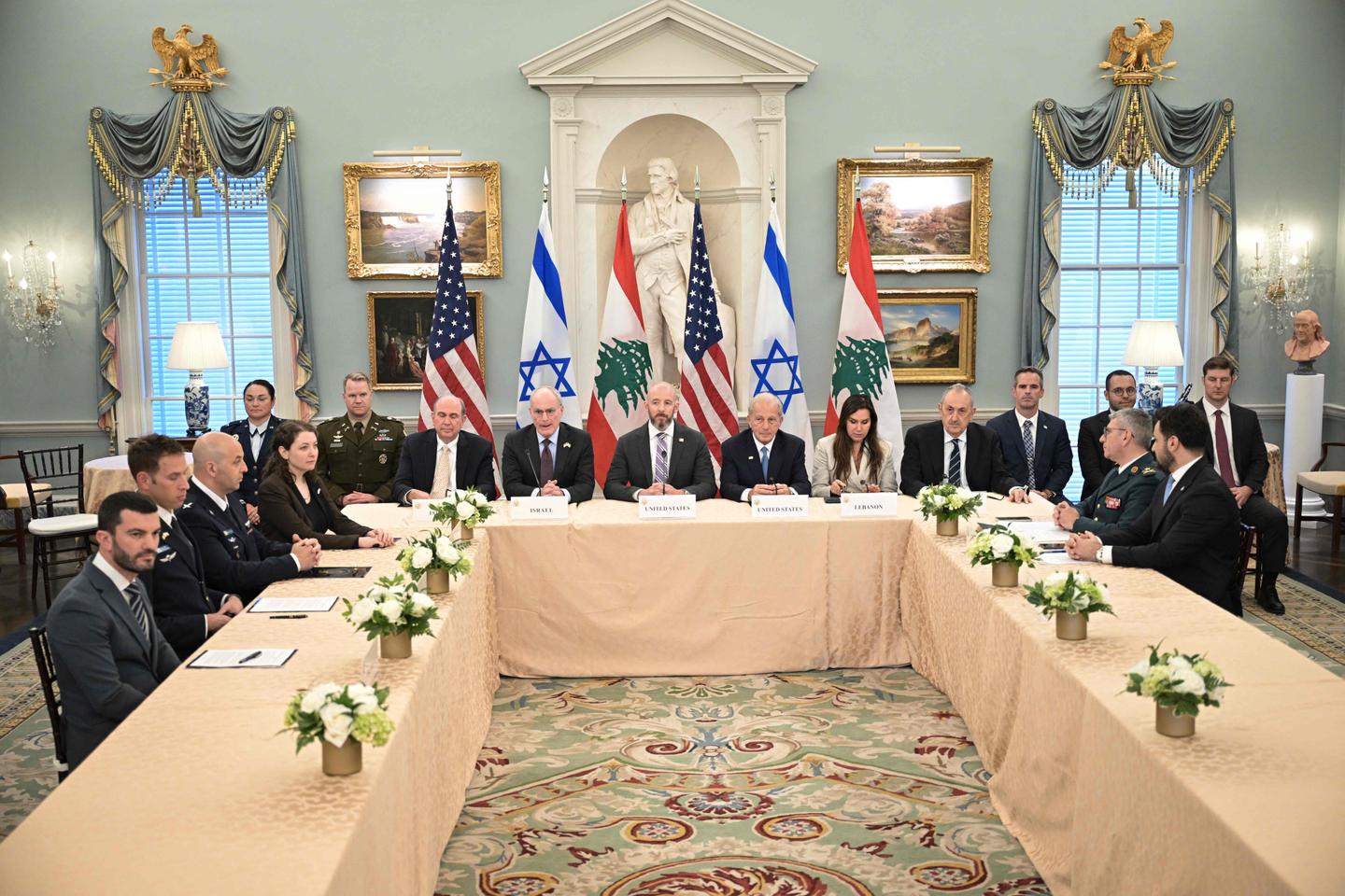 Israël-Liban : un accord minimaliste qui repousse la perspective d'un  cessez-le-feu durable