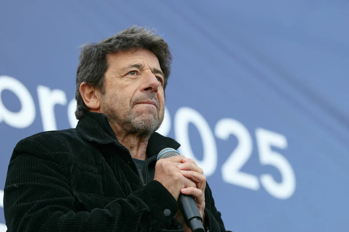 Tant qu'il n'est pas jugé...": visé par une plainte pour viol de Flavie  Flament, Patrick Bruel fait toujours salle comble au théâtre - Yahoo  Actualités France