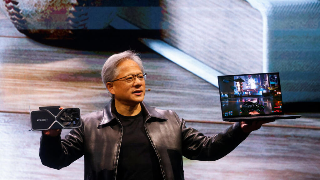 Jensen Huang, le patron de Nvidia, joue la carte (graphique) de  l'Intelligence artificielle - Aujourd'hui l'économie, le portrait - RFI