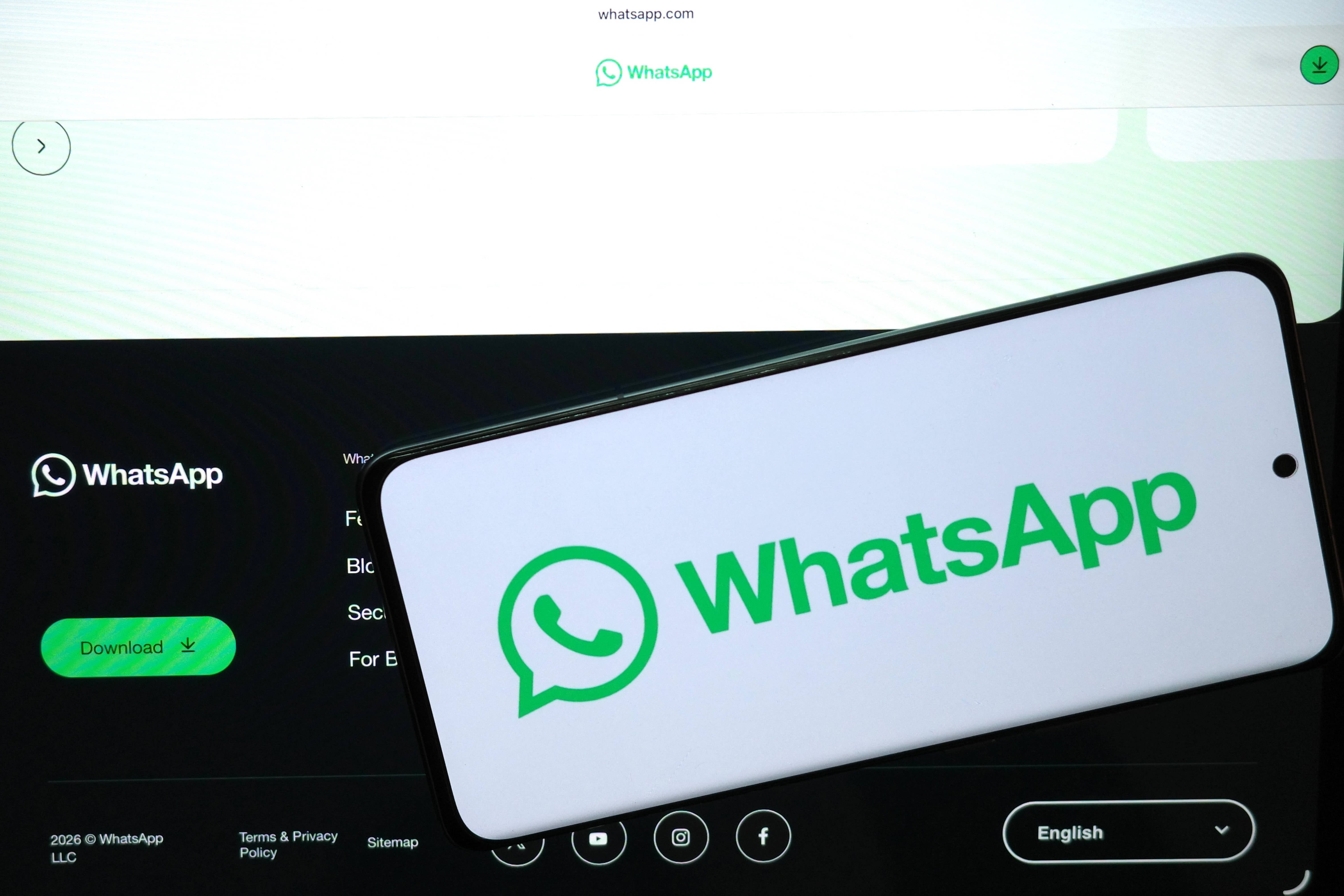 Vos messages WhatsApp sont-ils lus et stockés par Meta ? Une enquête sème  le doute