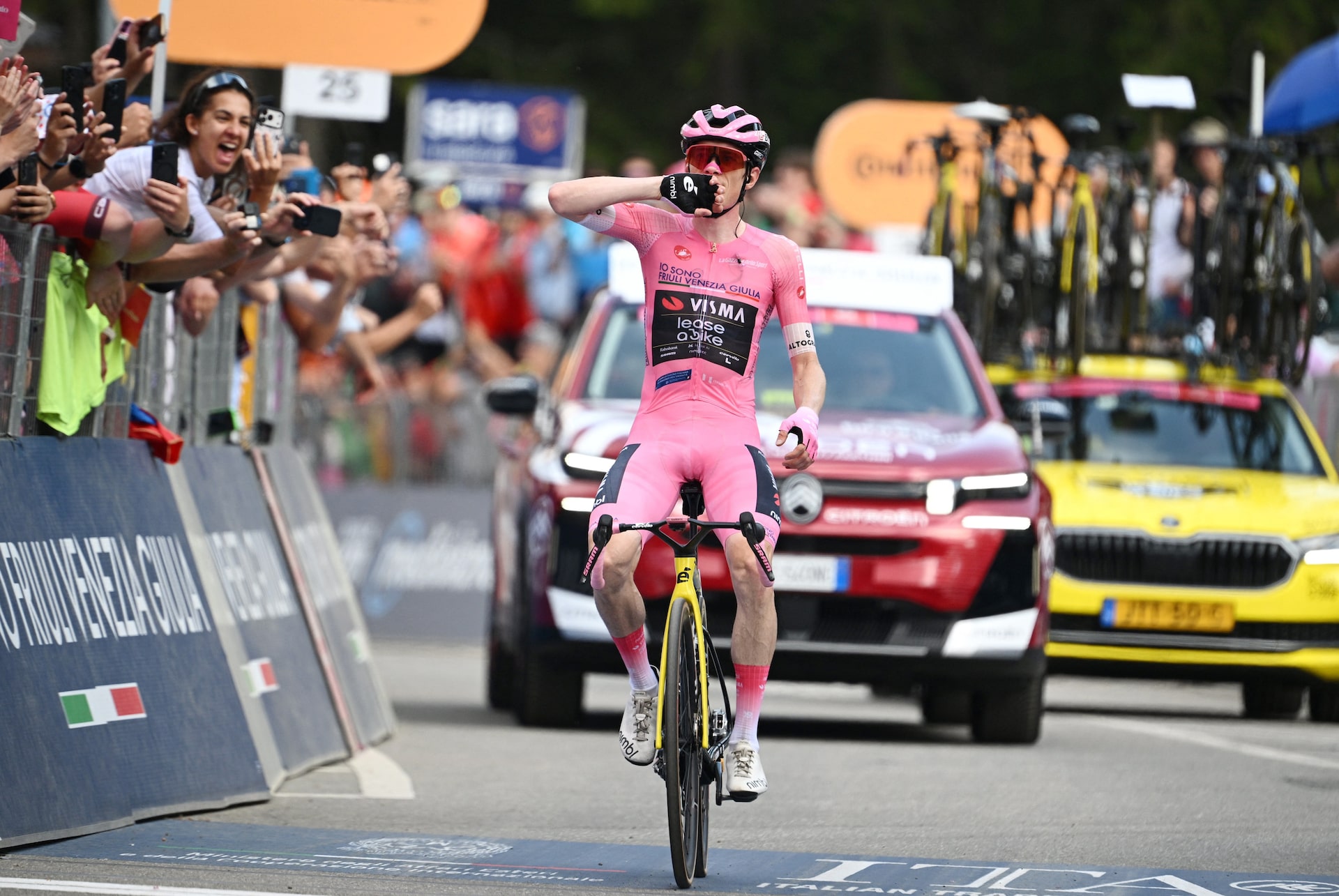 Vingegaard obliterates Giro rivals with stage 16 win in Swiss Alps | Reuters