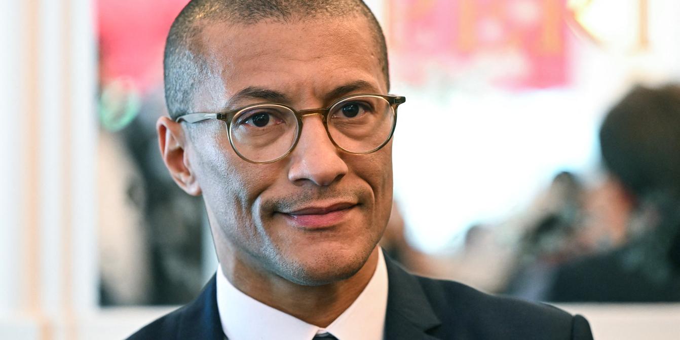 Karim Bouamrane, maire socialiste de Saint-Ouen, se déclare candidat à l'élection  présidentielle