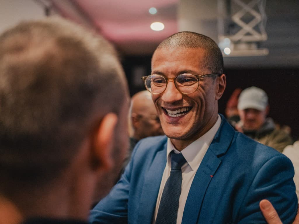 Nous sommes majoritaires": Karim Bouamrane se déclare candidat à l'élection  présidentielle