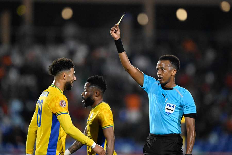 Mondial 2026 : un arbitre somalien refoulé à son arrivée aux États-Unis |  Flashscore.fr