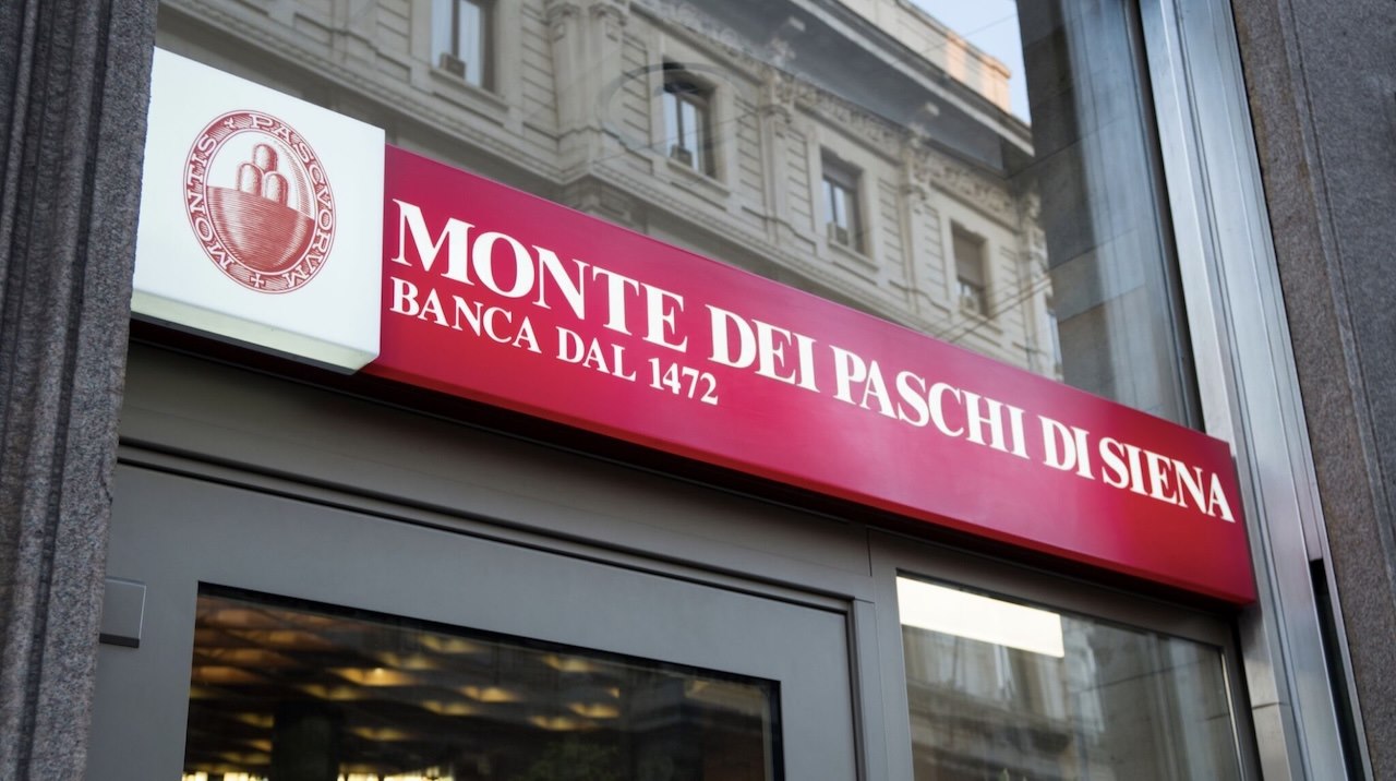 Intesa Sanpaolo lance une offre de 31 milliards d'euros pour racheter Monte  dei
