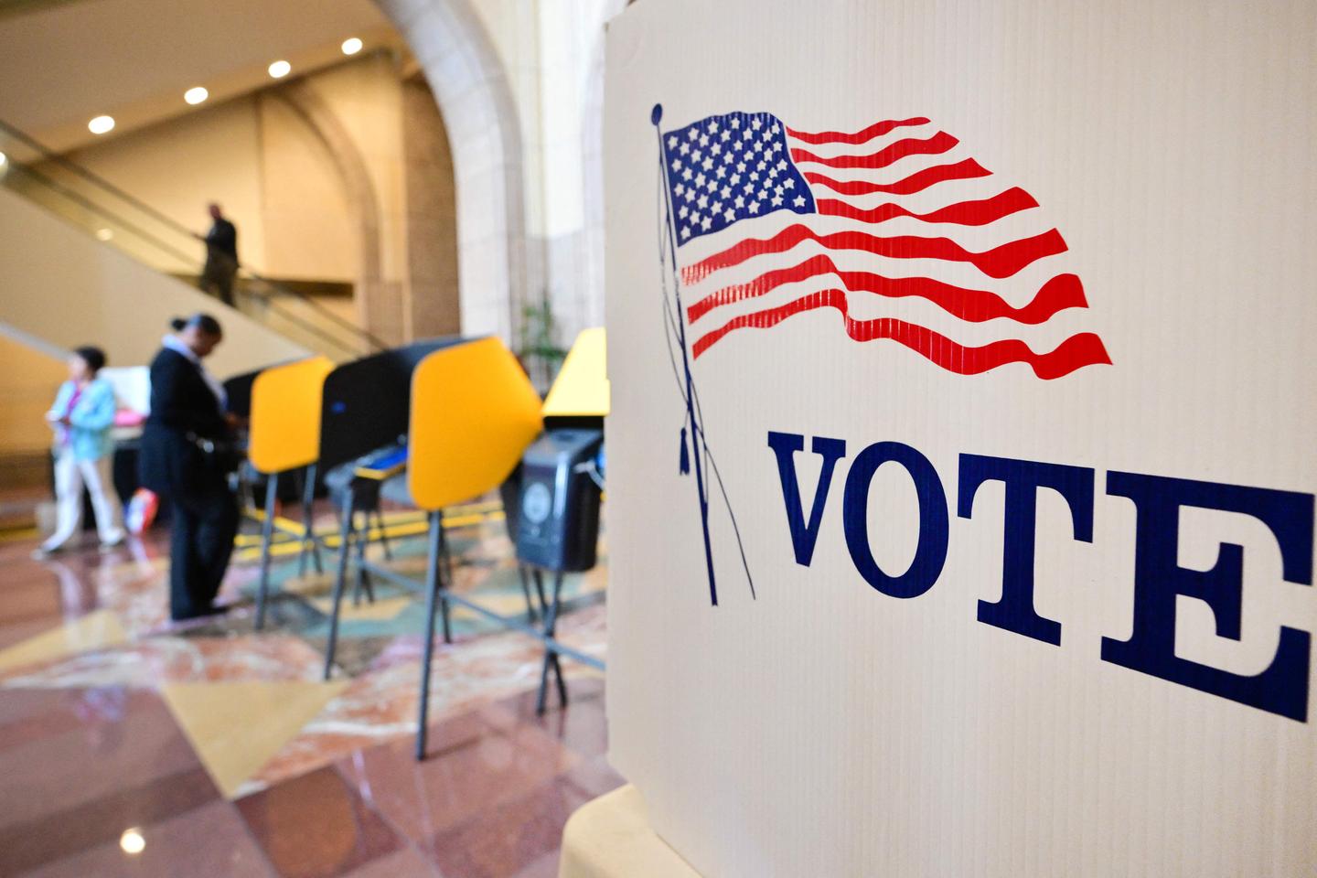 L'administration Trump lance des enquêtes sur les primaires de Californie  pour de supposées fraudes électorales
