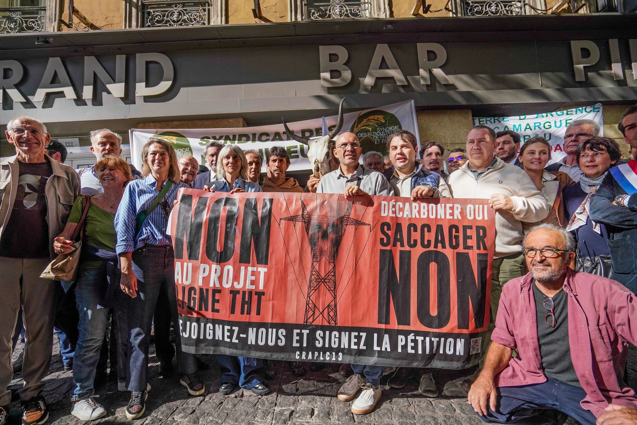 En Camargue, le projet de ligne à très haute tension franchit une nouvelle  étape