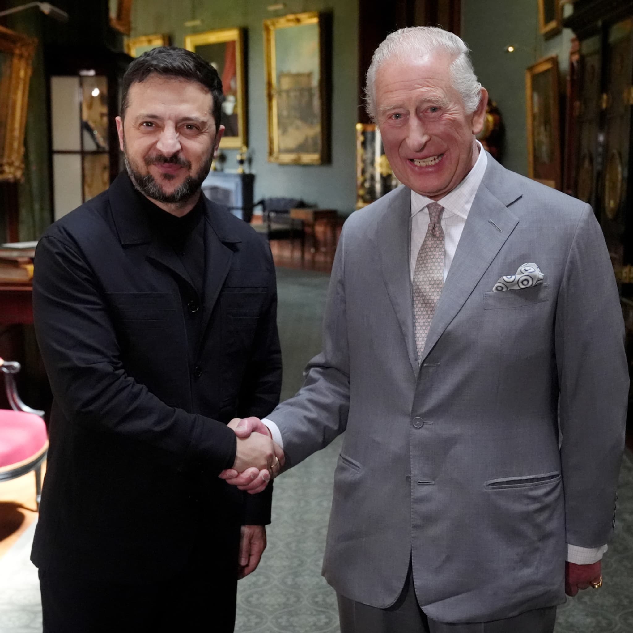 Volodymyr Zelensky reçu par le roi Charles III à Windsor