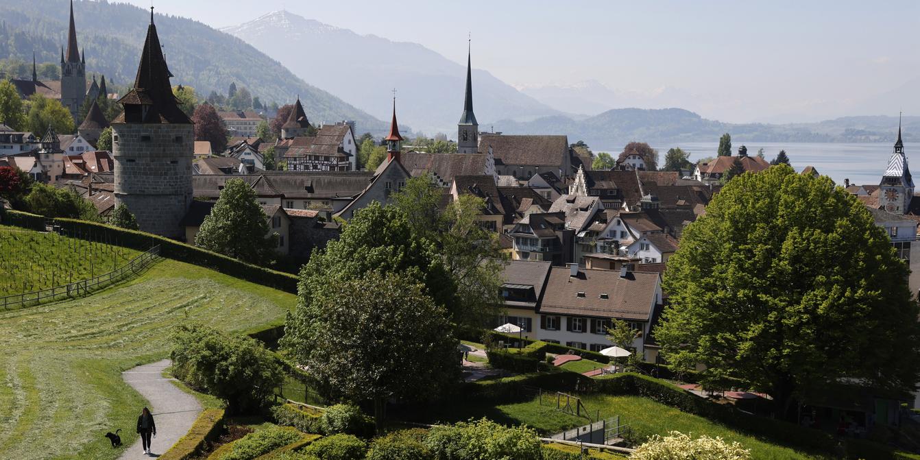 Le canton suisse de Zoug, havre de paix fiscal, profite de l'exode des  ultrariches de Dubaï