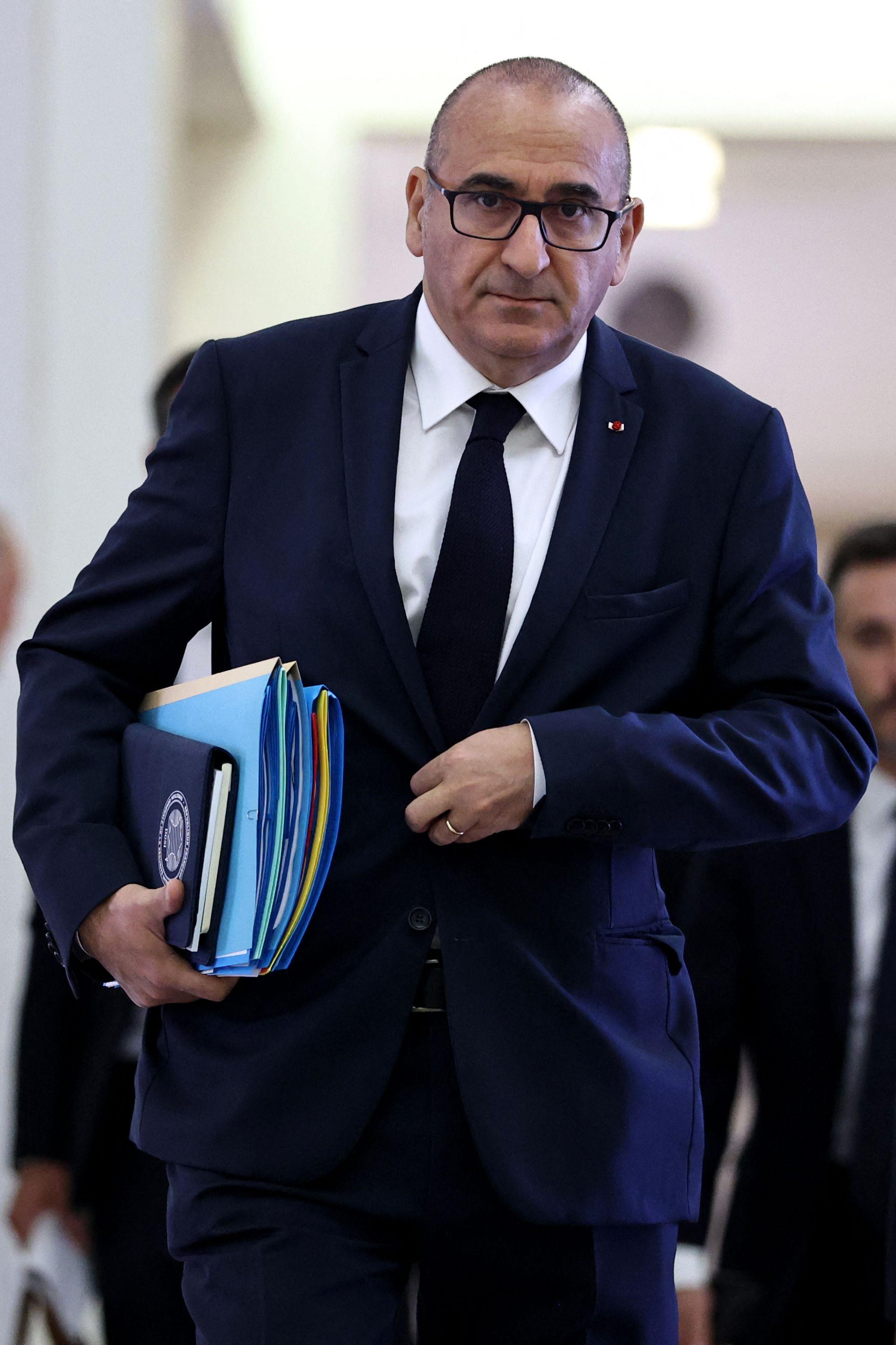 EN DIRECT, affaire Lyhanna : réunion à Matignon en présence des ministres  concernés ; une minute de silence observée à l'Assemblée en début  d'après-midi
