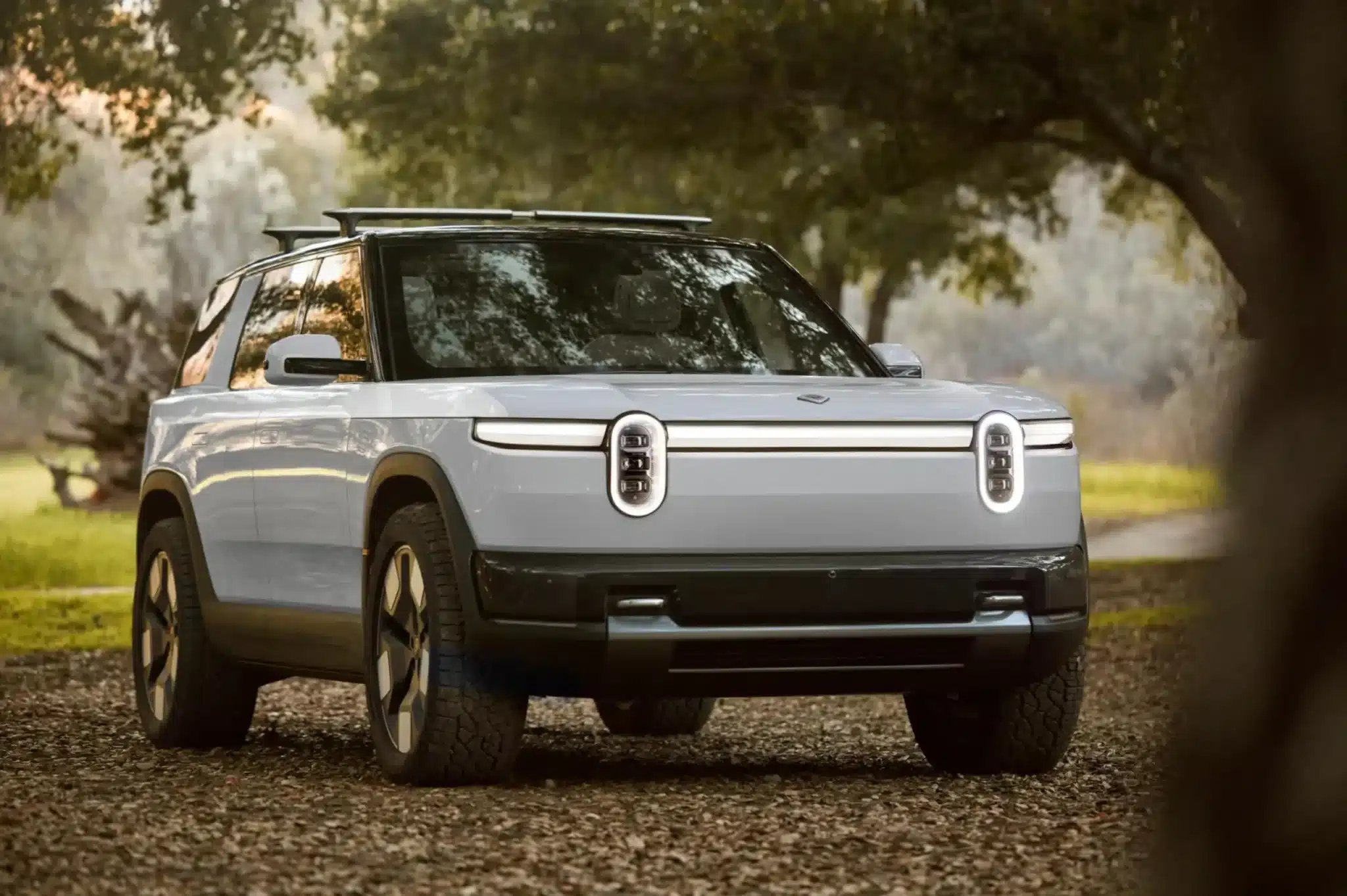 Avec ses modèles électriques R2 et R3, le constructeur américain Rivian  vise l'Europe