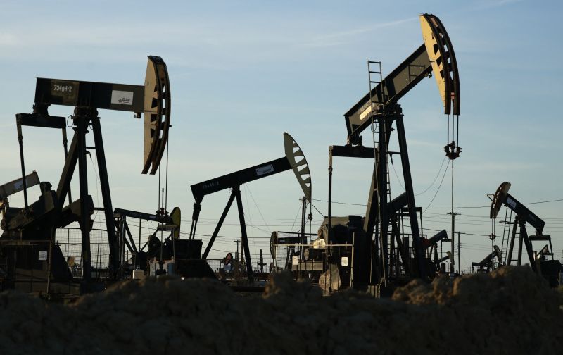 Le pétrole ralentit sa hausse sur fond d'espoir diplomatique entre  Washington et Téhéran
