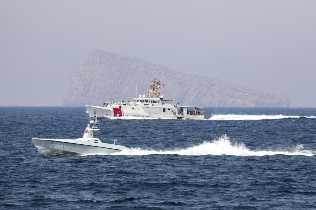 La marine américaine aurait fait passer son premier drone dans le détroit  d'Ormuz - IRNA Français