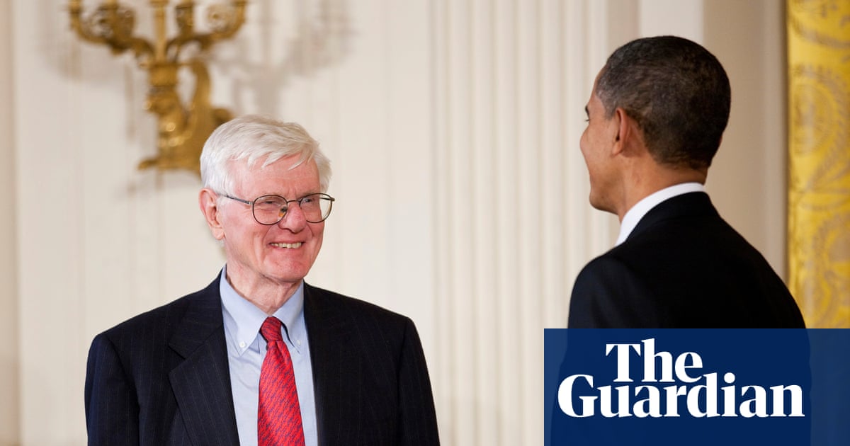 Gordon S Wood, Pulitzer-prize winning historian, dies after being struck by  a car in Rhode Island | Rhode Island | The Guardian