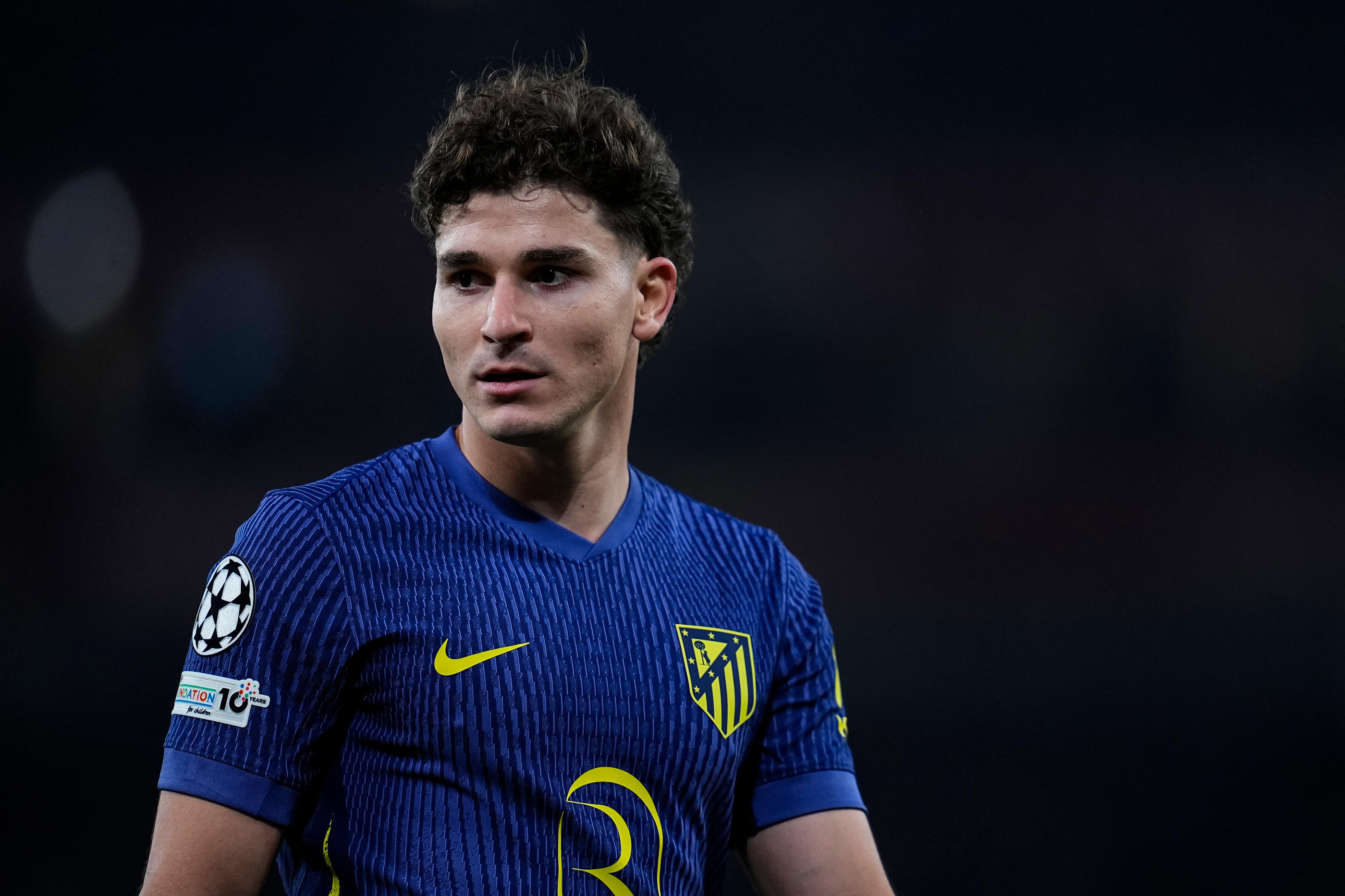 Football : le Real Madrid affirme que l'Atlético a refusé une offre de 150  millions d'euros pour Julian Alvarez - Le Parisien